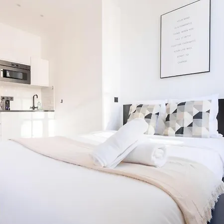 Superbe Sur La Grand Place, Avec Vue ! Lille