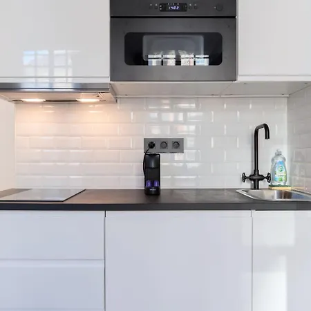 Superbe Sur La Grand Place, Avec Vue ! * Lilla